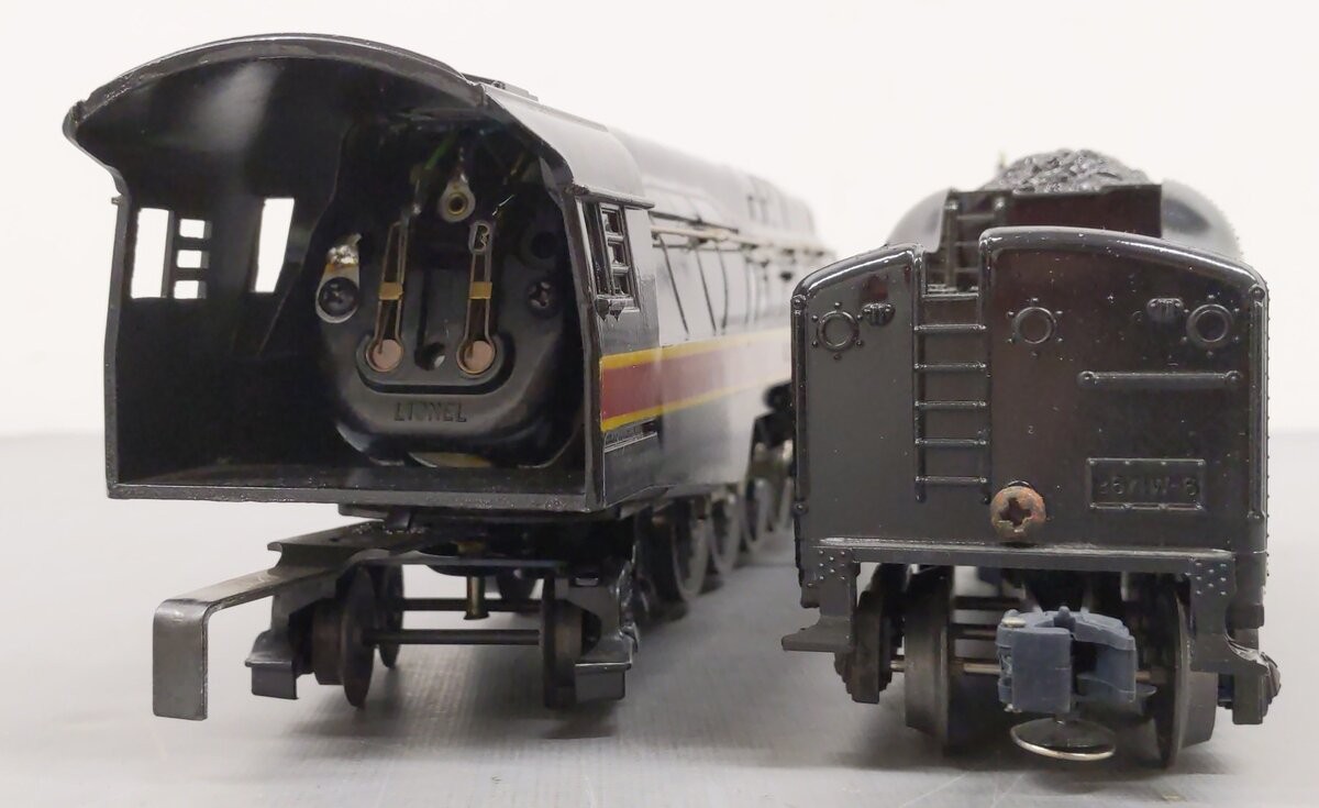 Lionel 6-8100 O Gauge Norfolk & Western 4-8-4 Steam Locomotive & Tender #611/Box