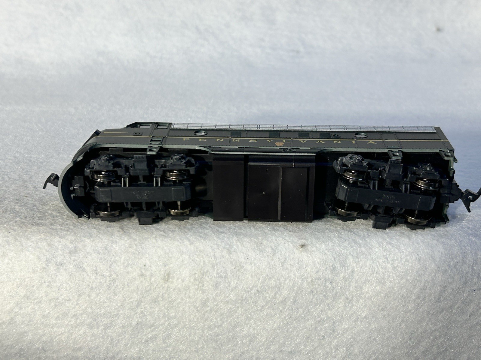 Stout Stewart/KATO F-7-A/B Phase I Late PENNSY Locos Both Powered