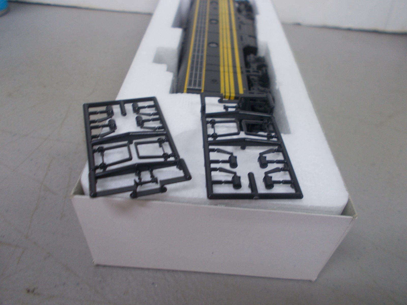 STEWART / KATO # 9191~ RIO GRANDE F7B POWERED LOCOMOTIVE ~NIB~HO SCALE
