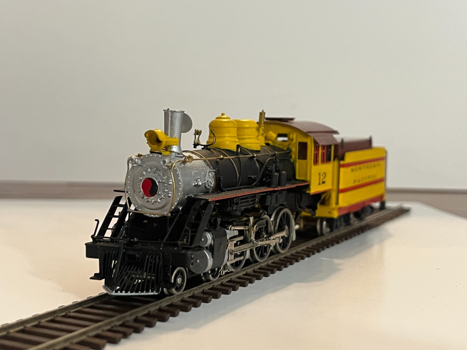 New, Ho brass, Fujiyama, PFM, A&LM 4-6-0. Painted as NP Northern Pacific #12