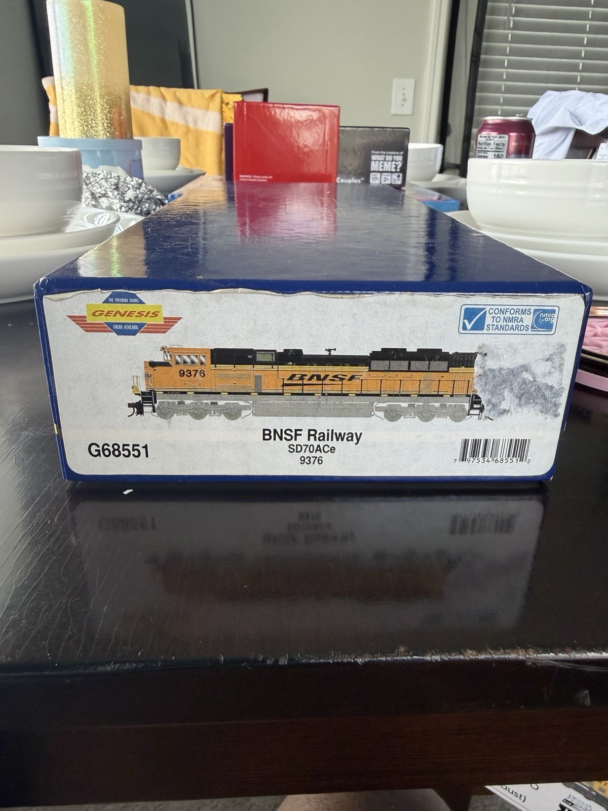 Athearn Ho Scale BNSF SD70ACe 9376 Diesel Locomotive LokSelect Installed