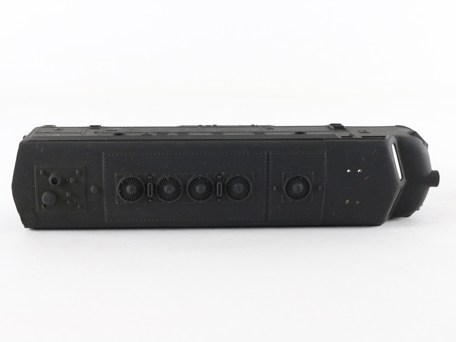 Custom Painted Athearn HO Black Undecorated F7A Diesel Locomotive Shell Only