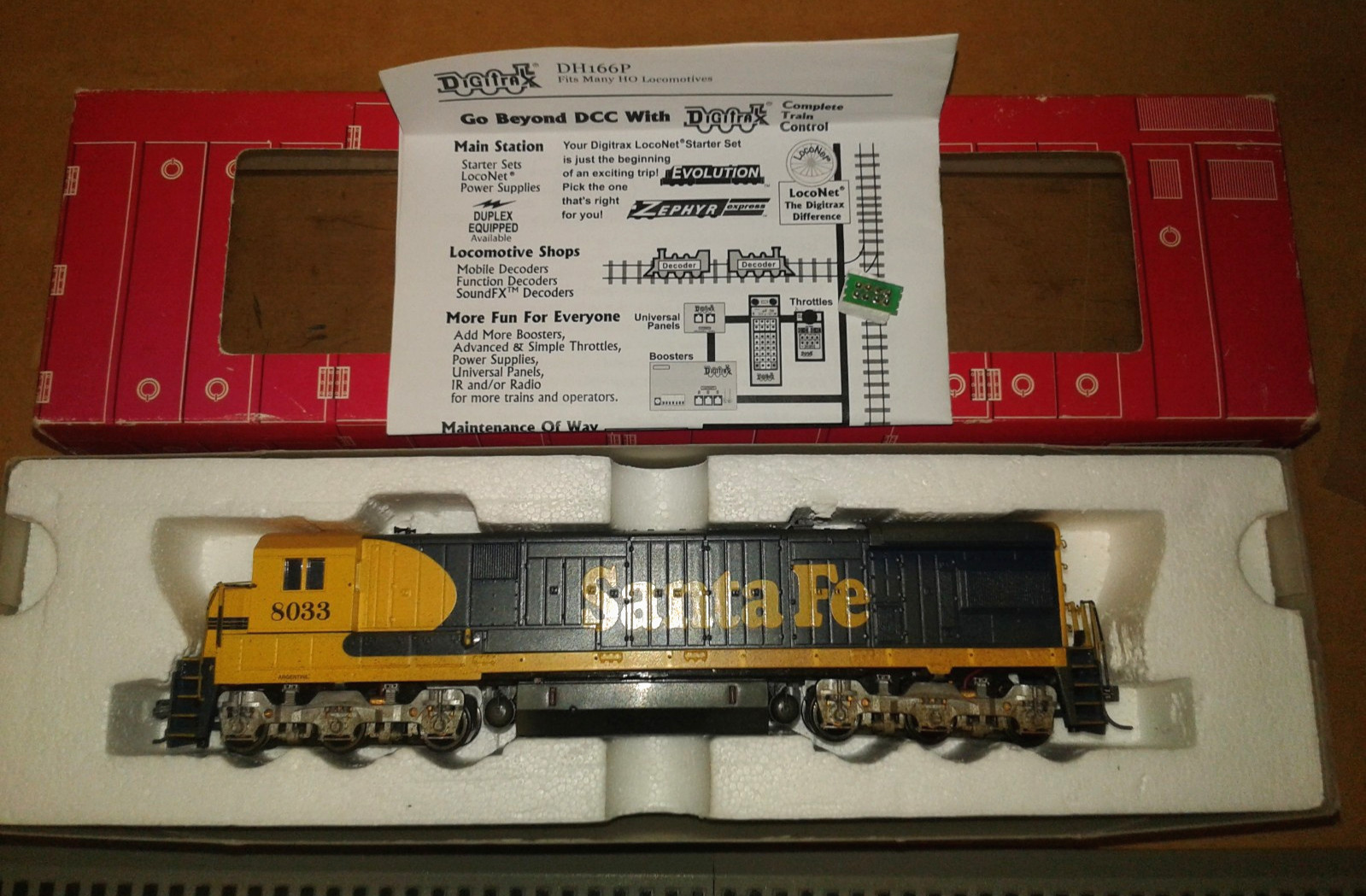 HO SCALE ATLAS GE C30-7 SANTA FE ATSF #8033 8603 DCC