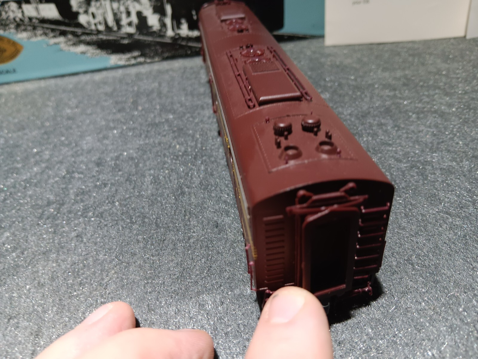 HO PROTO 2000 PRR E8/9 Diesel Loco  #5887 w/ Kadee Cplr, Assembled, Tested, NIB