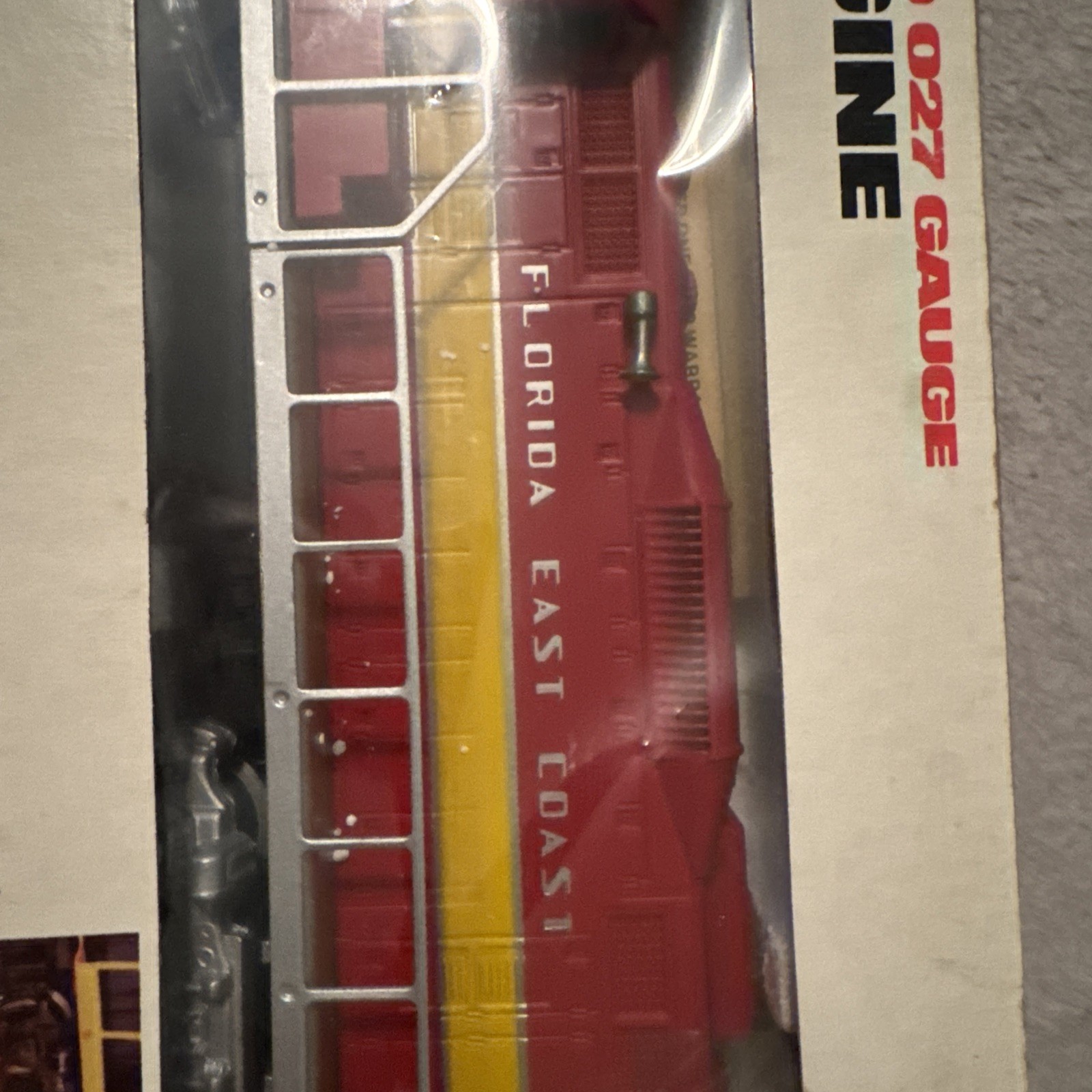 Lionel 6-8065 Florida East Coast GP-9 Diesel Locomotive Non-Powered EX/Box