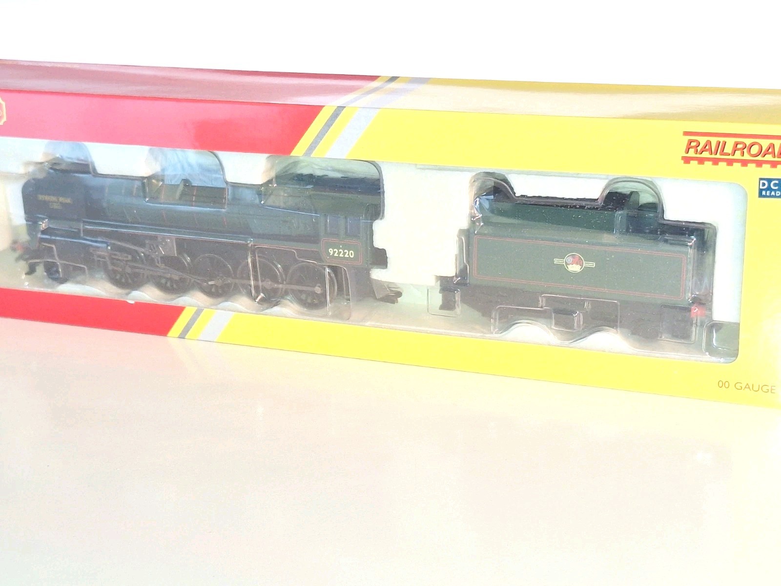 Hornby R2785 DCC Ready BR 9F Loco #92220. New Old Stock. Mint Cond. Boxed. OO
