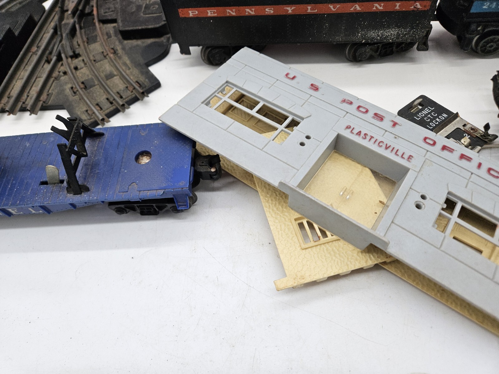 Lionel 247 Vintage O BO Blue Stripe Lot Transformer 1044 6047 Caboose Helicopter