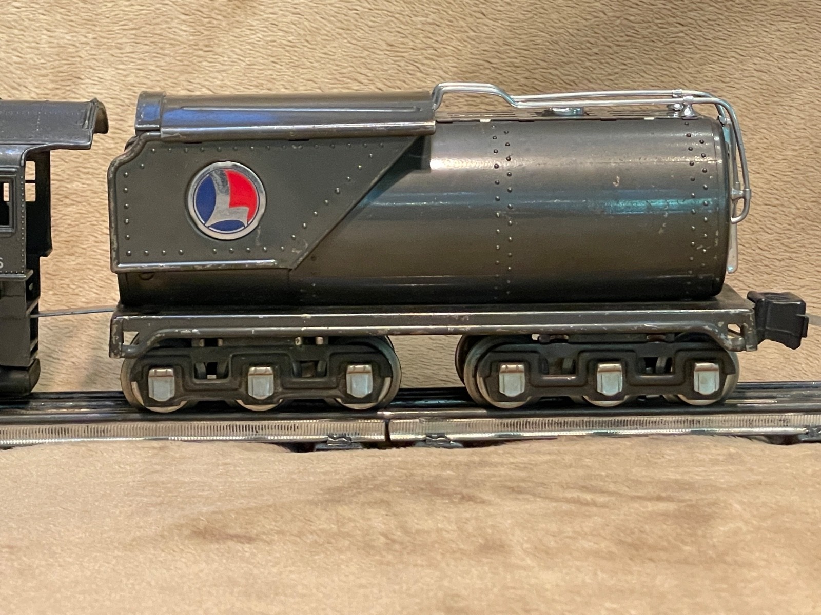 Lionel prewar 763-E Hudson locomotive with 2263W Tender. Spectacular, runs well