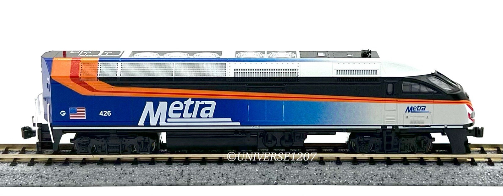 N Scale Kato 176-6122 MPI MP36PH Chicago Metra #426 Diesel Engine Locomotive NIB