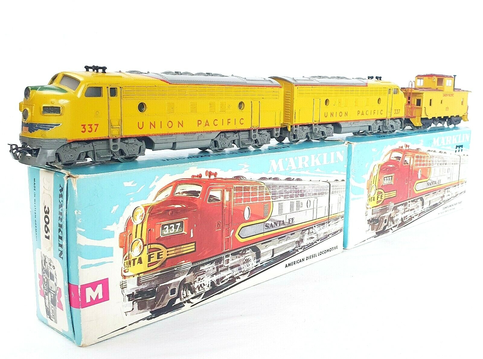 Marklin AC HO USA UNION PACIFIC EMD F7 DIESEL 2-UNIT LOCOMOTIVE 3061 + 4061 MIB!