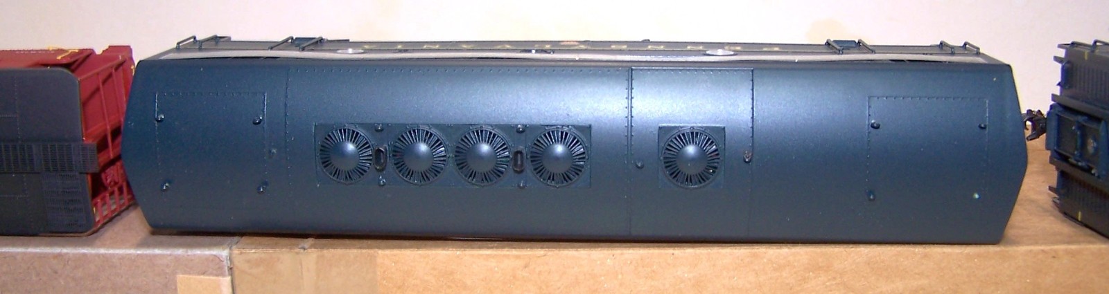 HO INTERMOUNTAIN F7a, F7b, BOWSER CABOOSE 478049, PENNSYLVANIA PRR 9779 DC