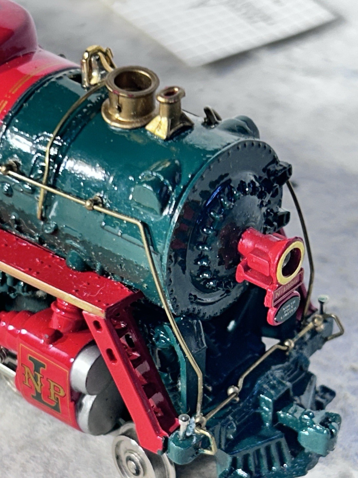 Festive Franklin Mint/Mantua North Pole Ltd. 4-6-4 Christmas Locomotive HO