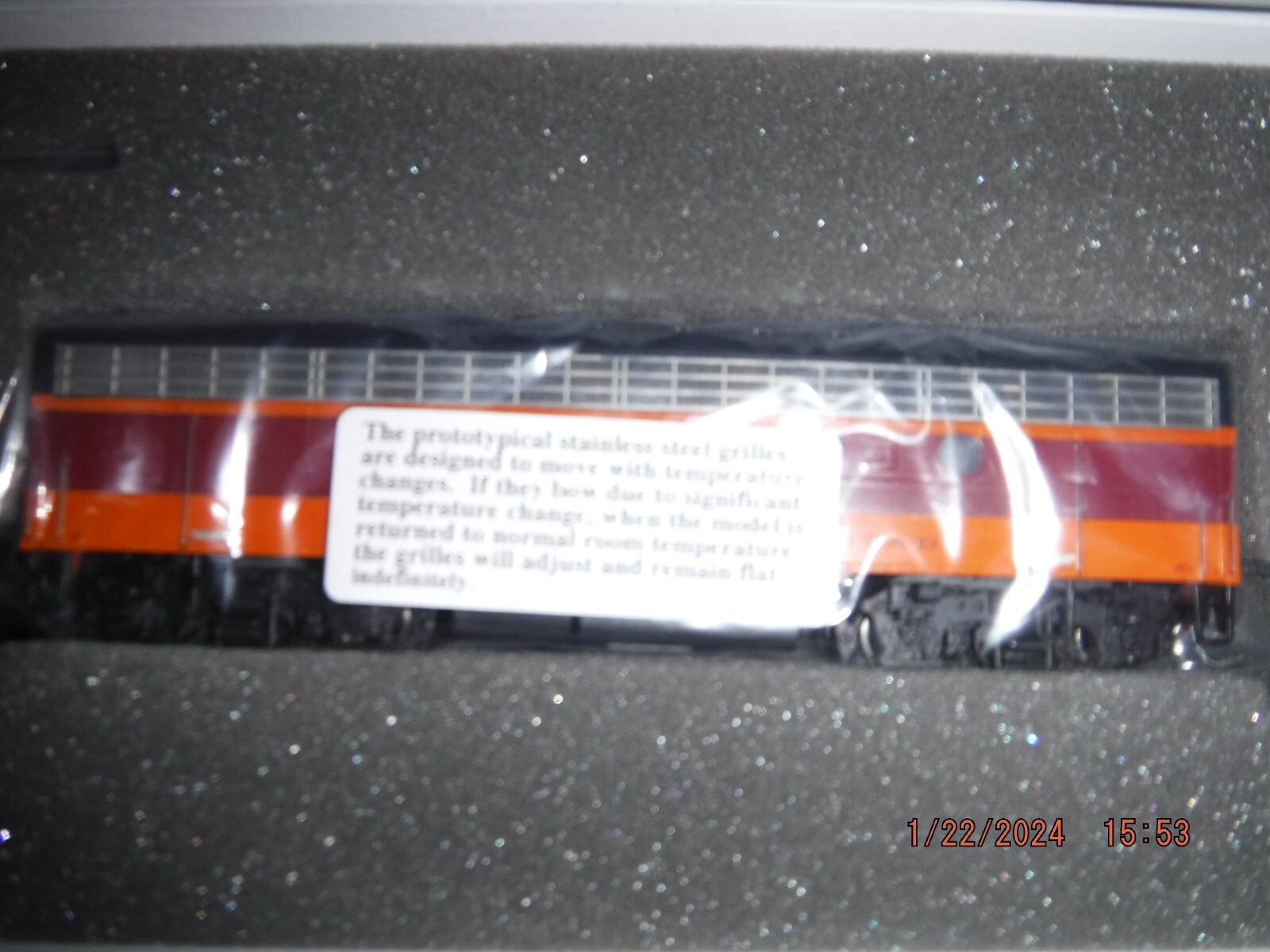 GENESIS HO MILWAUKEE ROAD LOCOMOTIVE SET F9A& F9B 85C & 85D G32000&01 BRAND NEW!