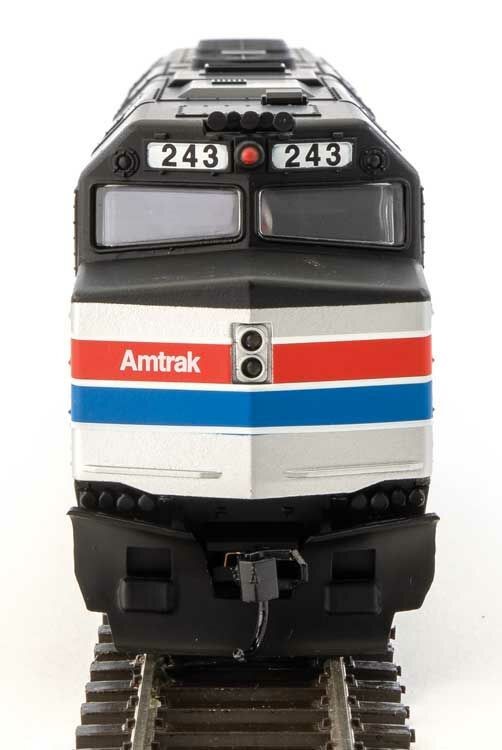 Walthers HO Scale ~ New 2026 ~ EMD F40PH ~ Standard DC ~ Amtrak #243 ~ 910-9463
