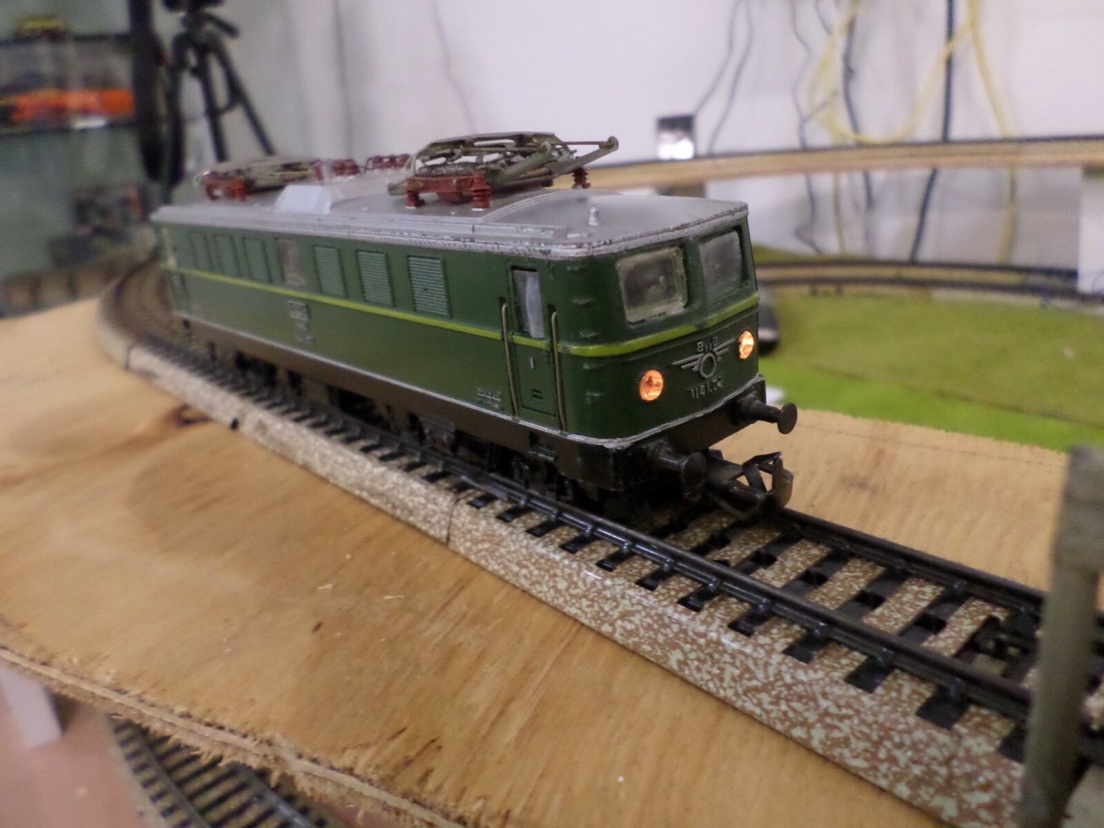 Märklin 3036 HO OBB Austrian Railways 3 Rail Electric Locomotive, Analogue C5