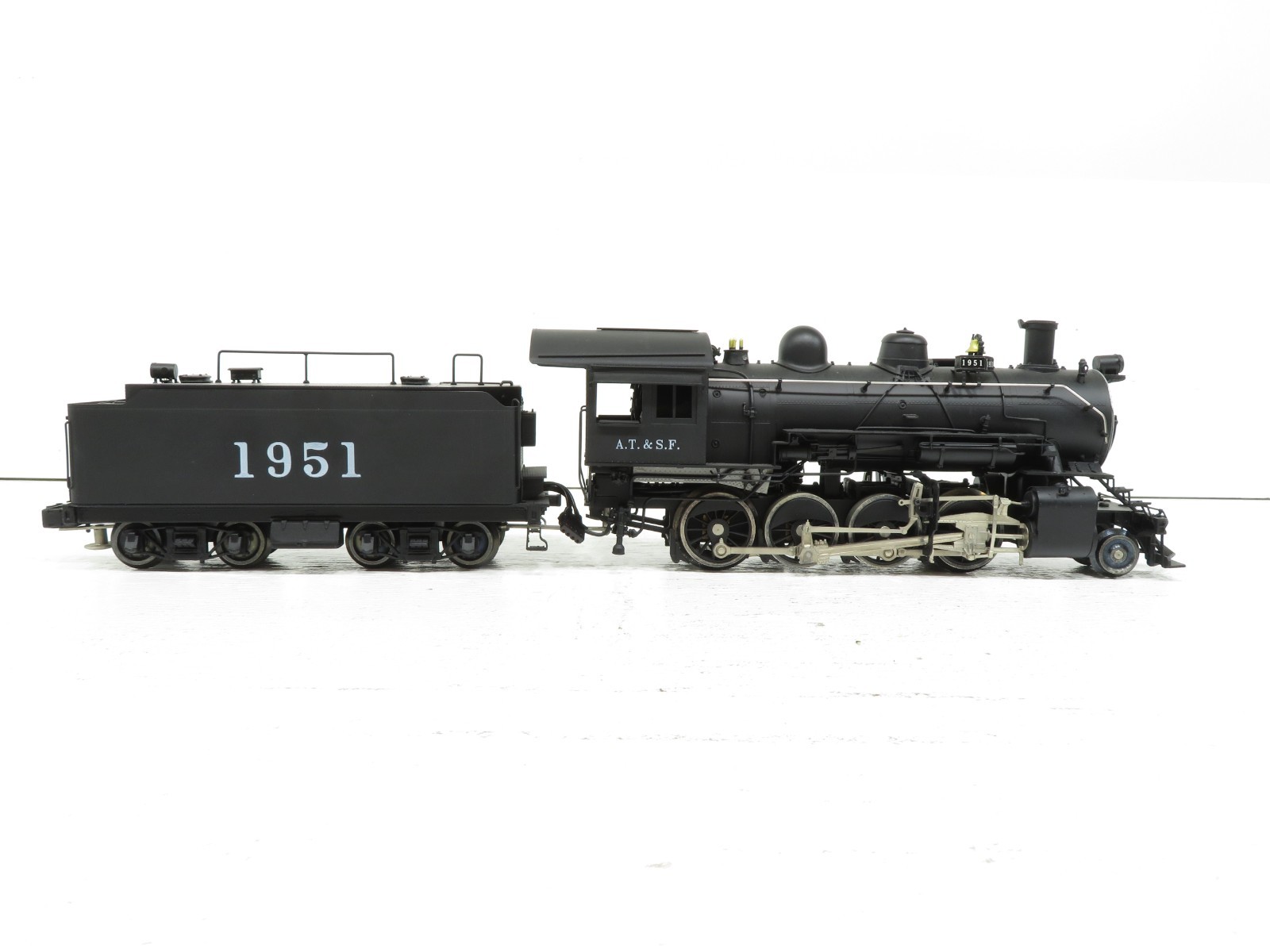 Sunset Models 3rd Rail 1951 Brass Santa Fe 2-8-0 1950 Locomotive LN