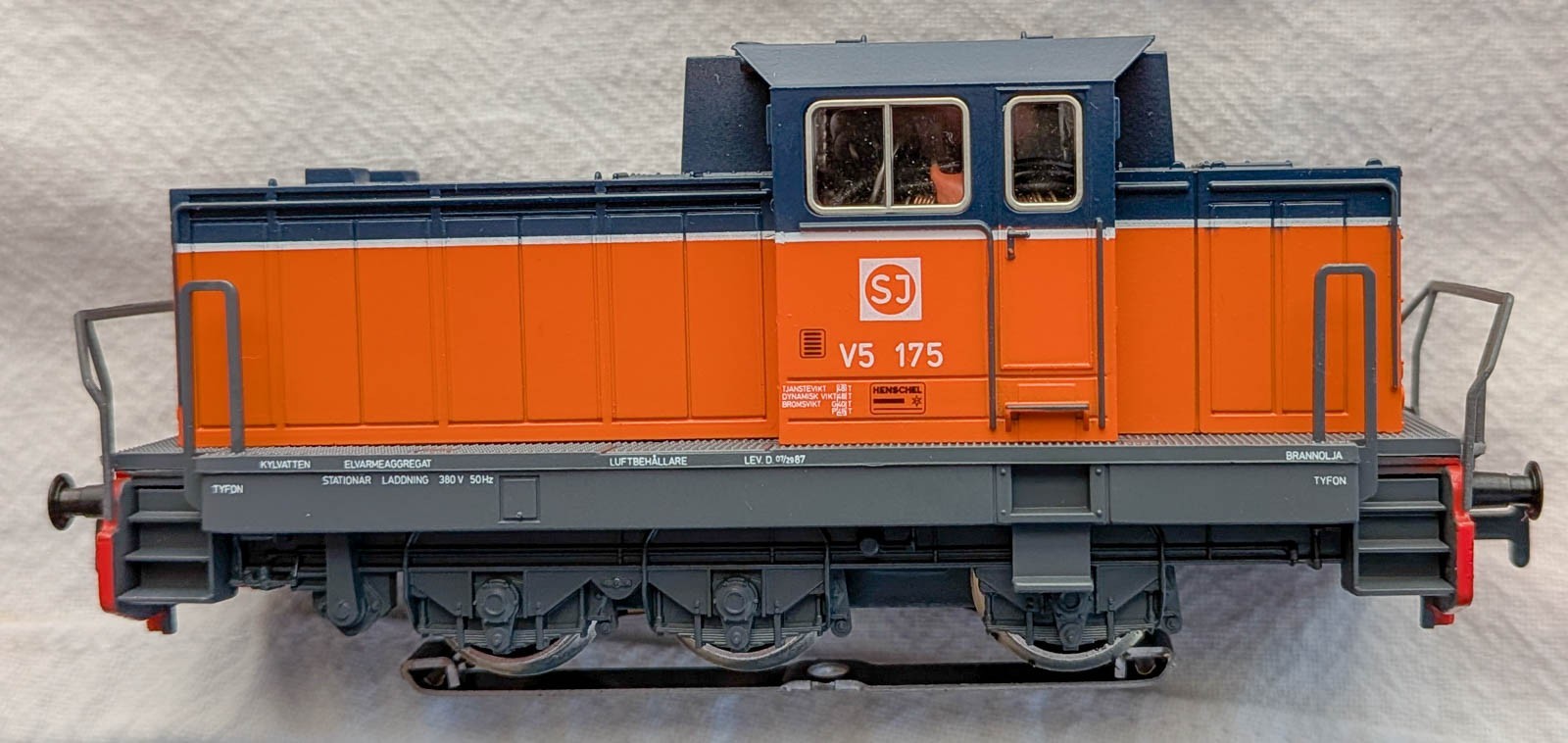 Marklin Märklin 3132 SJ Litt V5 Orange Switcher – New-Old Stock