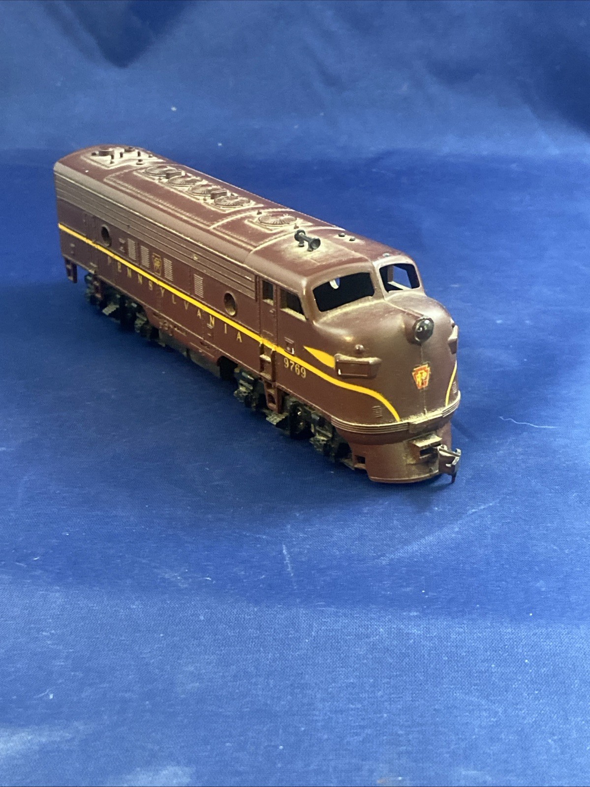 Mantua Tyco HO Pennsylvania Tuscan Red #9769 Locomotive Engine