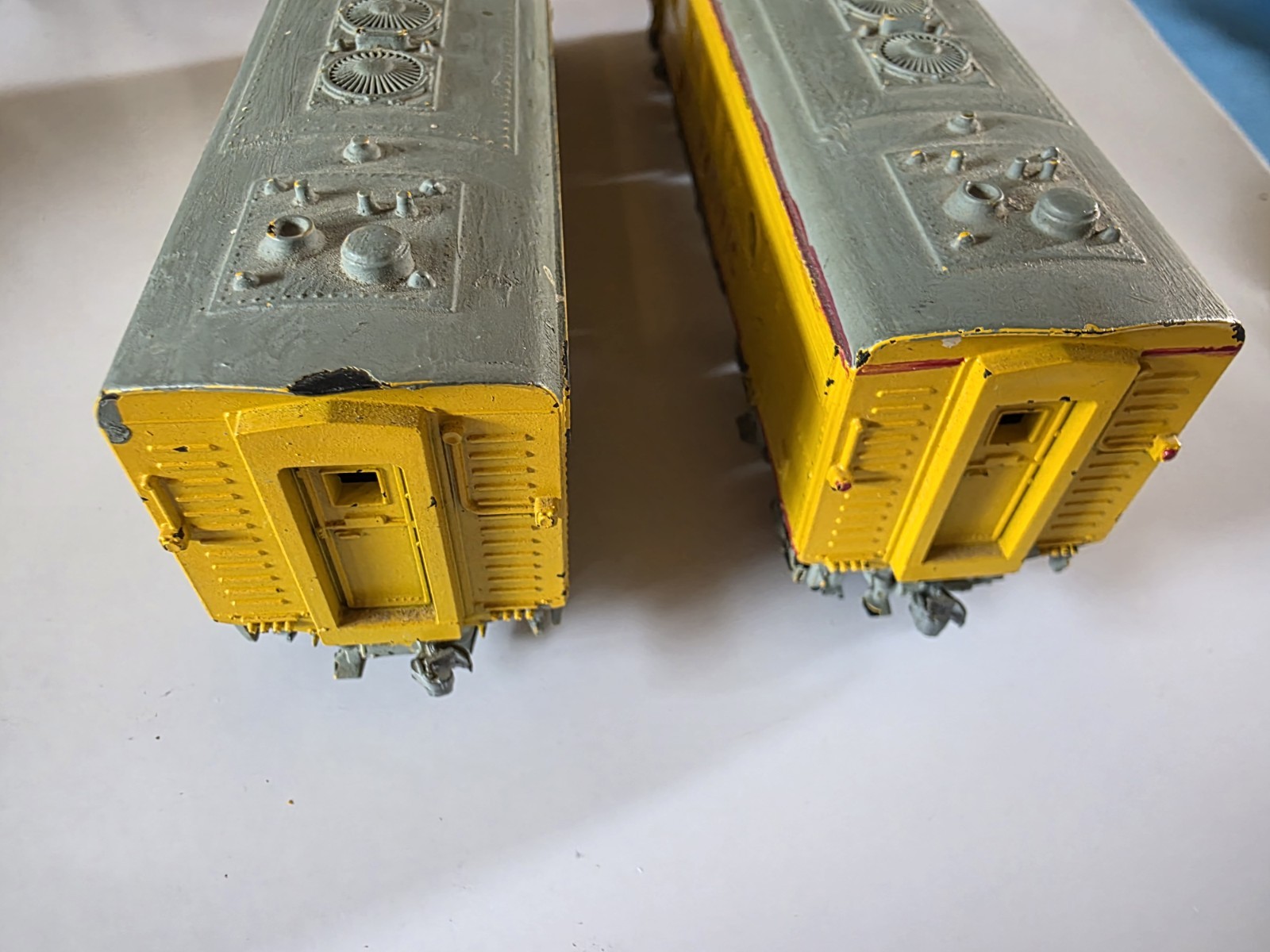 Union Pacific O Gauge Diesel Locomotive Body Shell 1468/1468B Yellow Gray Red