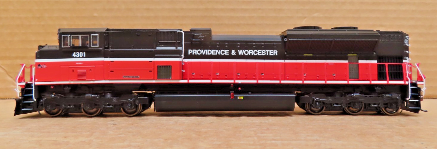 ATHEARN GENESIS 70684 PROVIDENCE & WORCESTER SD70M-2 #4301 W/DCC/SOUND/LEDs HO