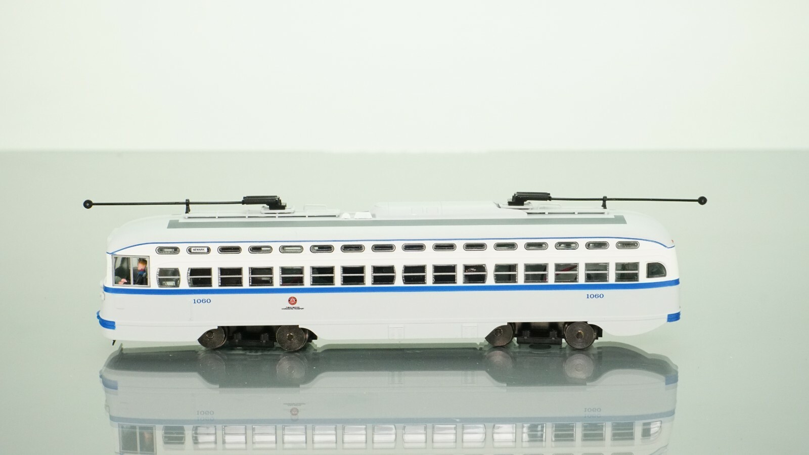 Bowser PCC Streetcar F Line Newark HO scale