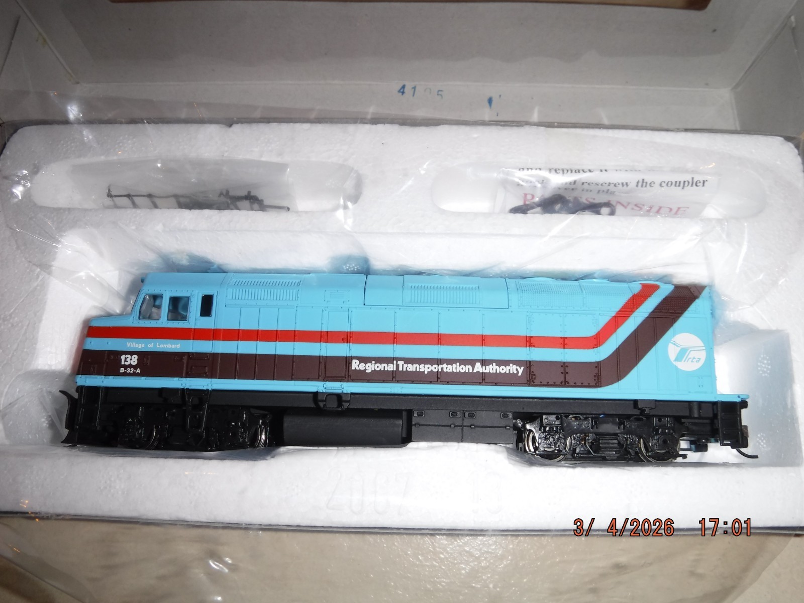 TRAINLINE HO EMD F40Ph CHICAGO RTA VILLAGE OF LOMBARD LOCOMOTIVE #138 – NOS-NEW!