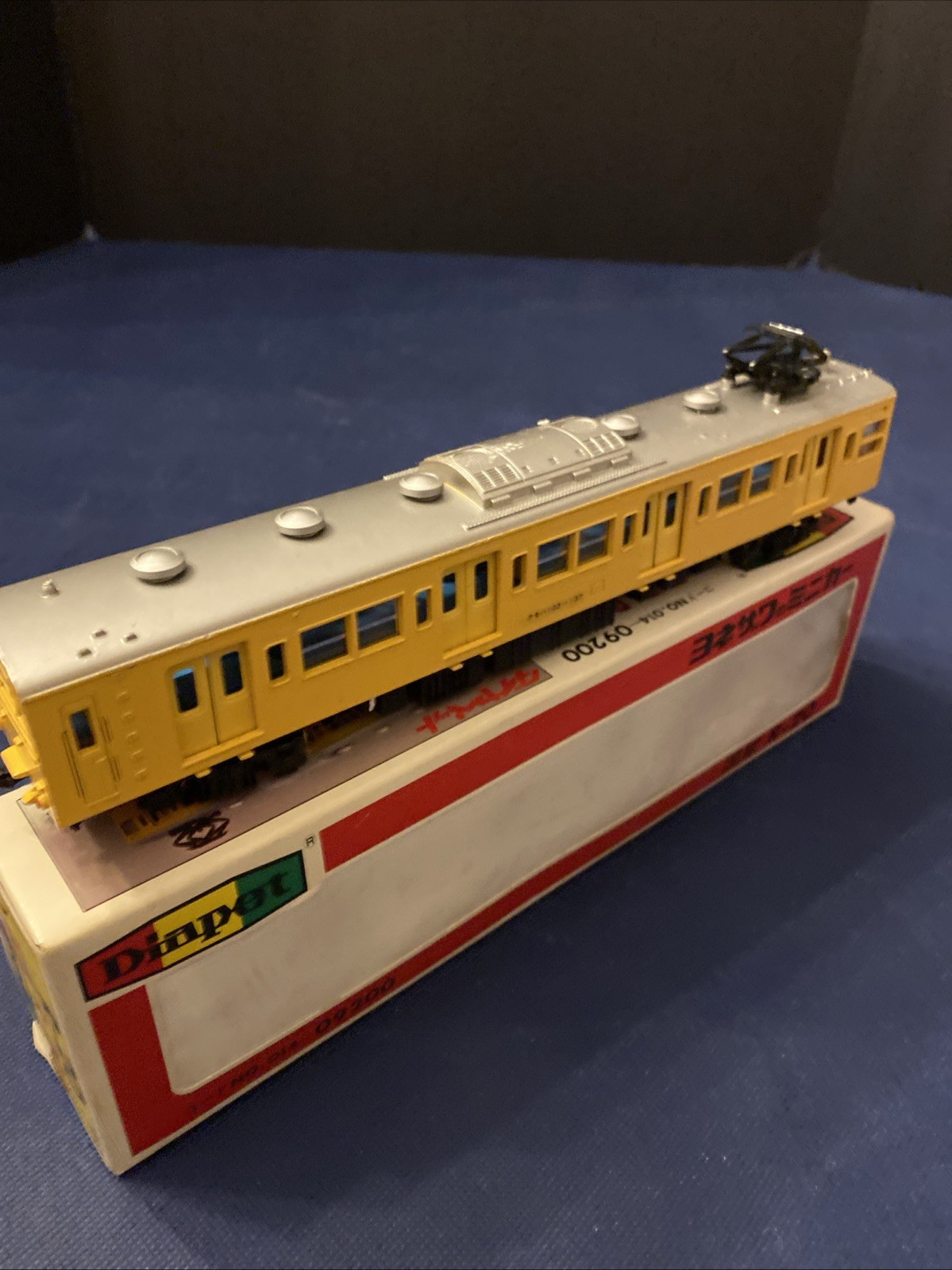 HO scale ELECTRIC LINER Yellow – Yonezawa Toys Diapet R-20 – In Box