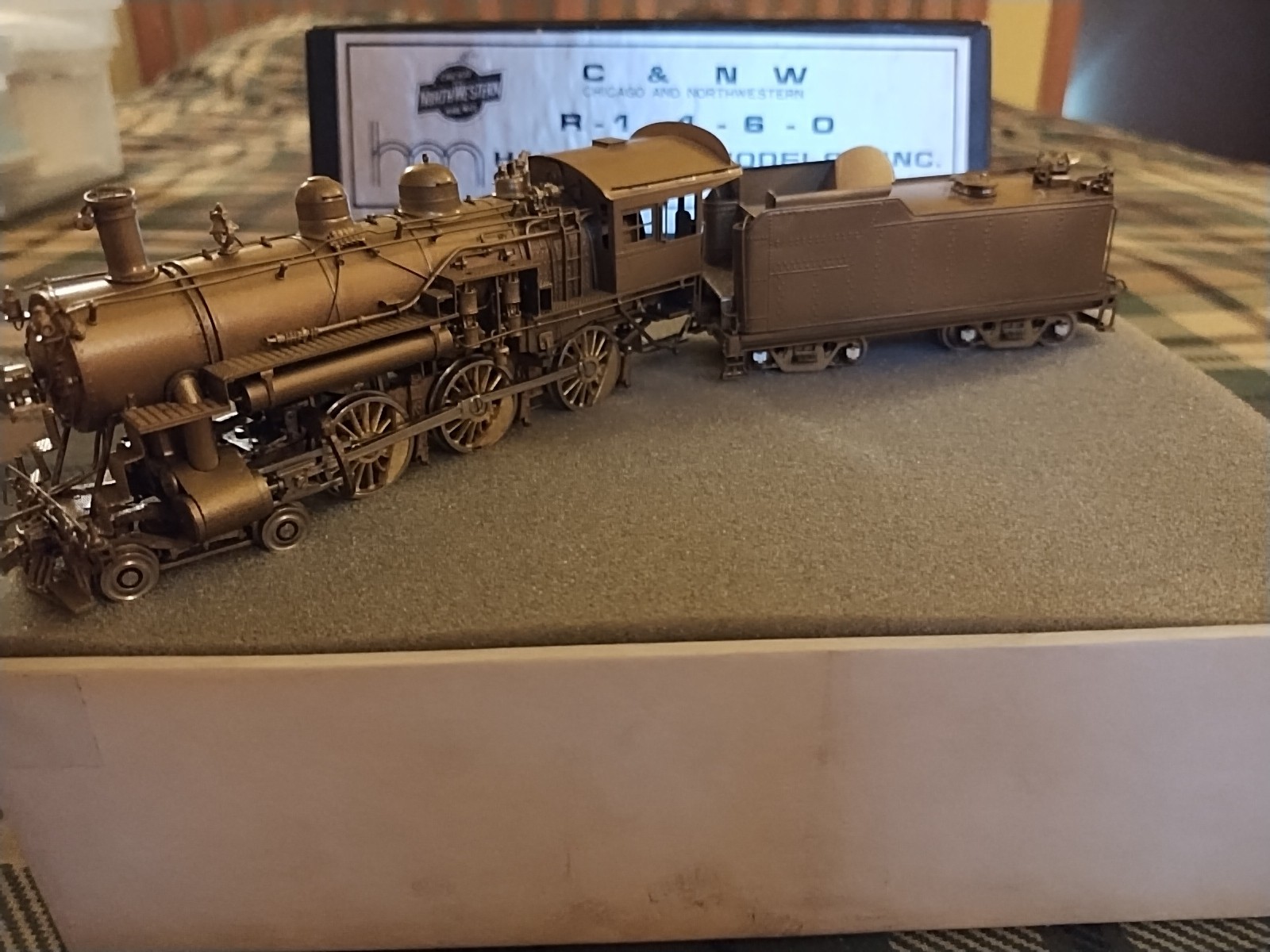 Hallmark Models C&NW HO-Scale Brass R1 4-6-0 Steam Locomotive & Tender