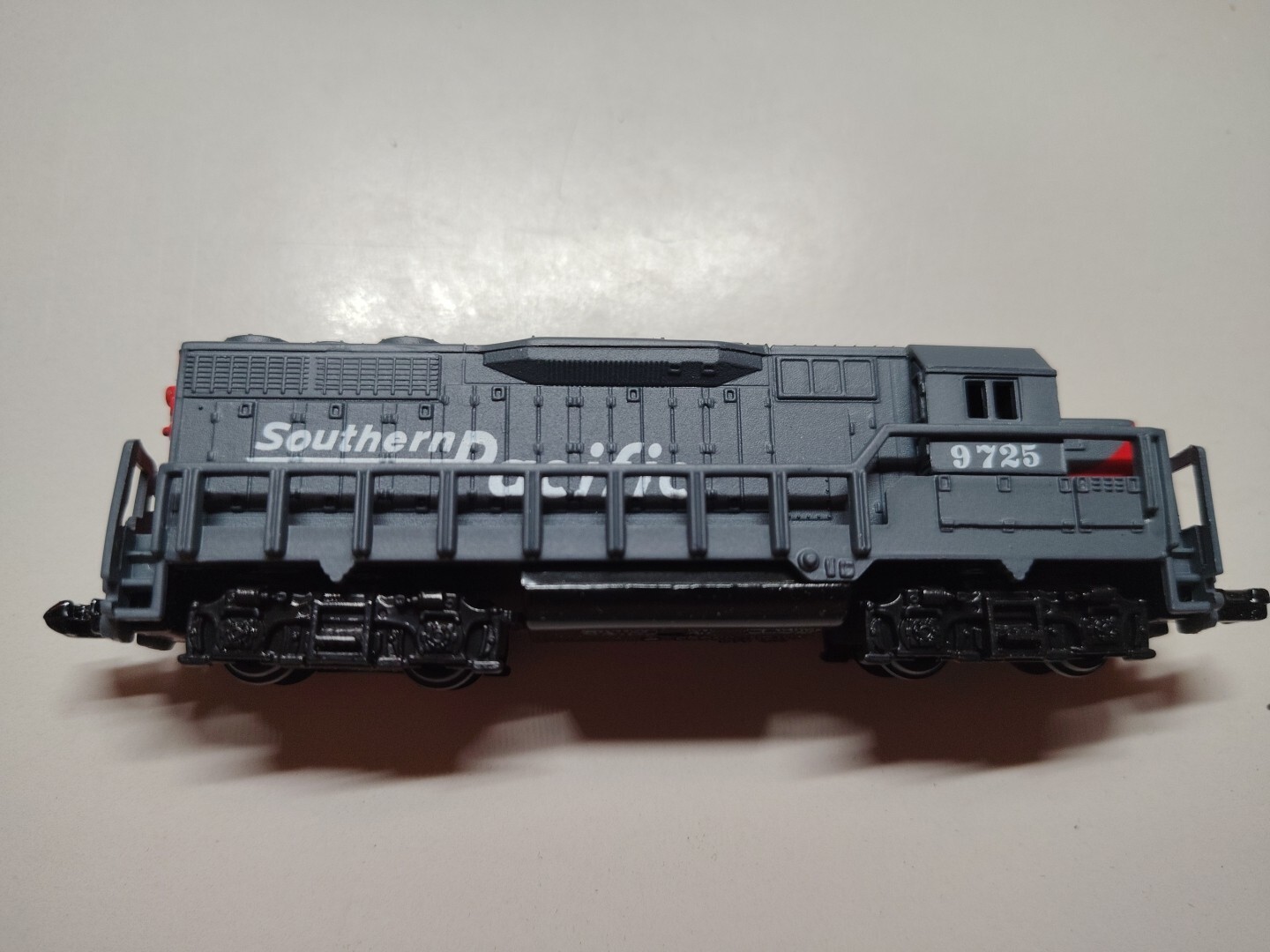 Southern Pacific 9725 Locomotive Train No. 418 High Speed Toy