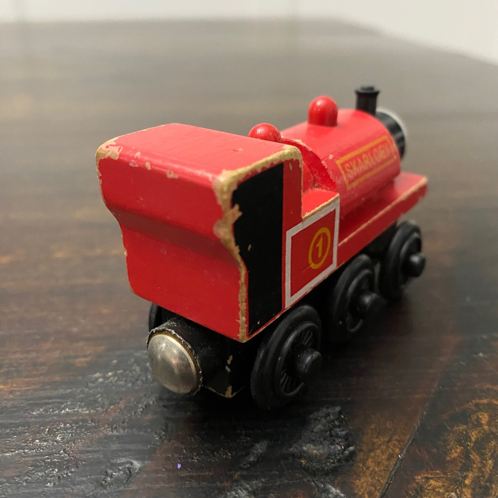 Thomas & Friends Wooden Railway Skarloey Red Engine Number 1 Train