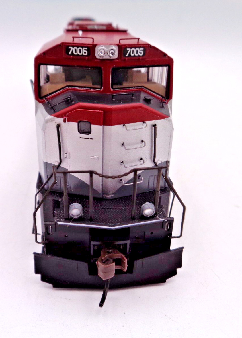 Athearn Genesis Electro-Motive SD70M EMD Leasing #2 G6181 Diesel Locomotive