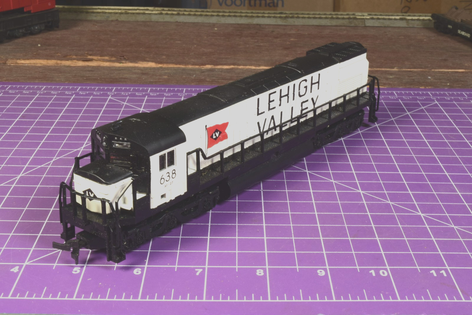 TrkRdy True CO-CO setup – Lehigh Valley ALCO Century 628 Diesel Locomotive, GWC