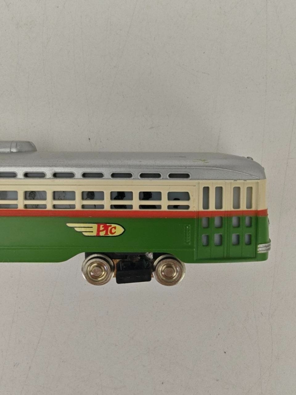 Bachmann Streamline PCC Trolley 2773 PTC HO Scale Tested READ No Box