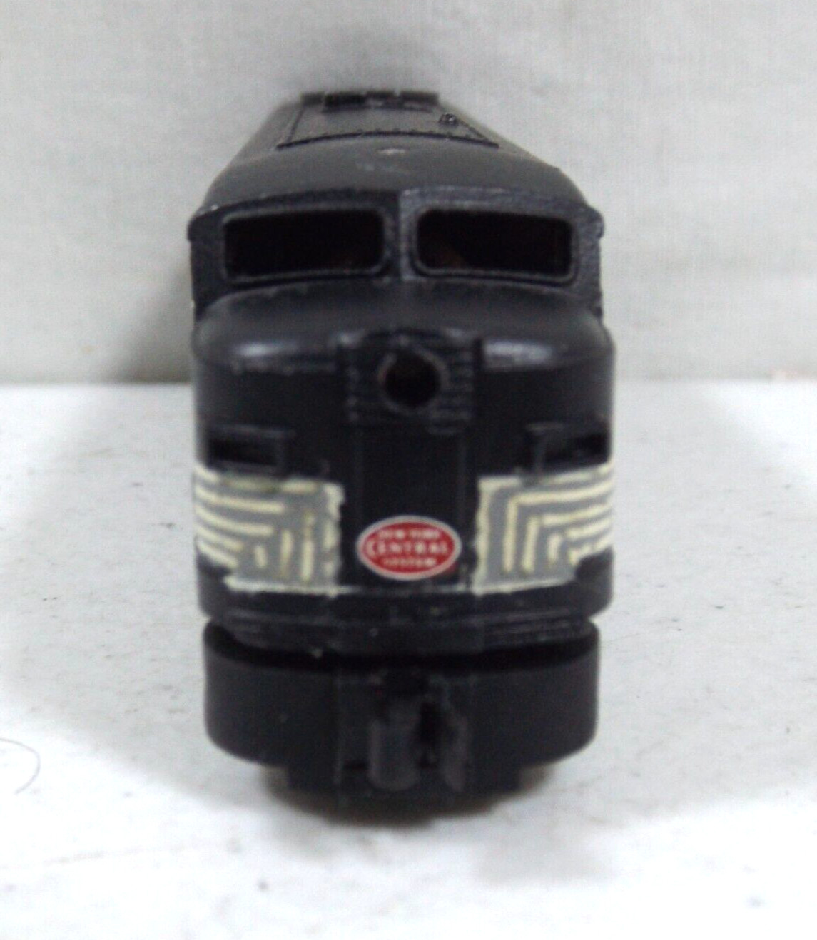 N gauge Arnold Rapido NYC FA-2 diesel engine in orig box (lot 1038)