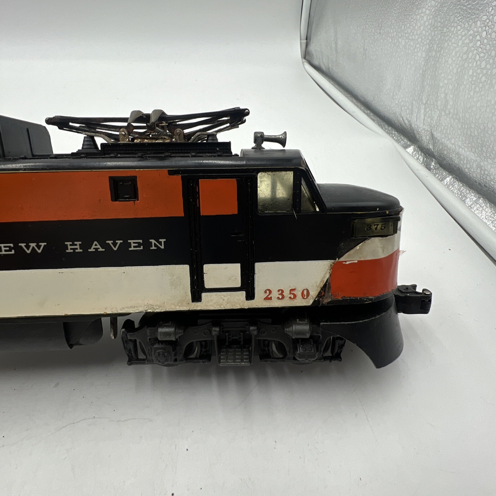 LIONEL POSTWAR O GAUGE NEW HAVEN EP5 ELECTRIC POWERED LOCOMOTIVE #2350 – TESTED