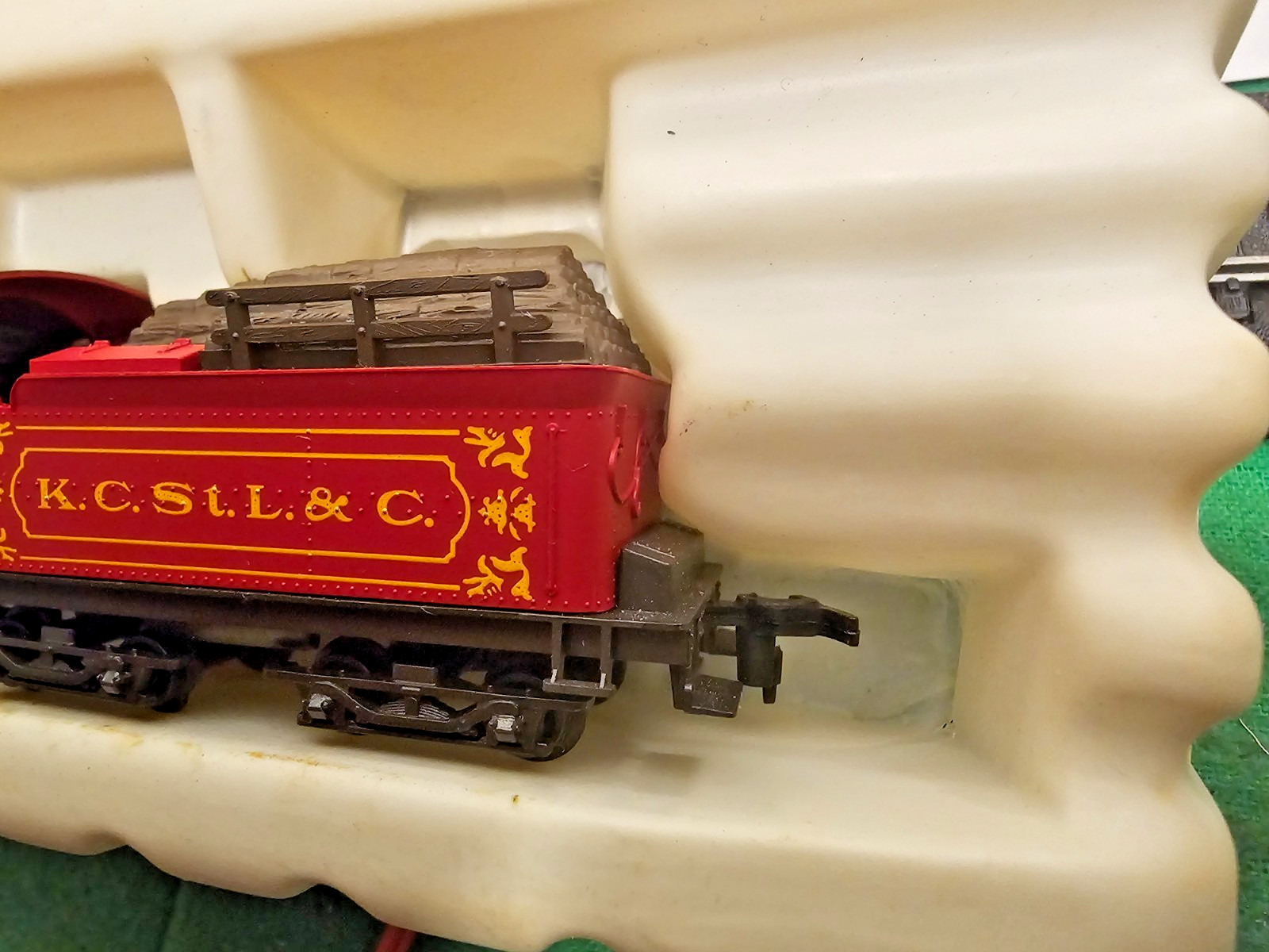 HO Scale AHM / Pocher KCStL&C JW Bowker 2-4-0 Locomotive & Tender in Box / Runs!