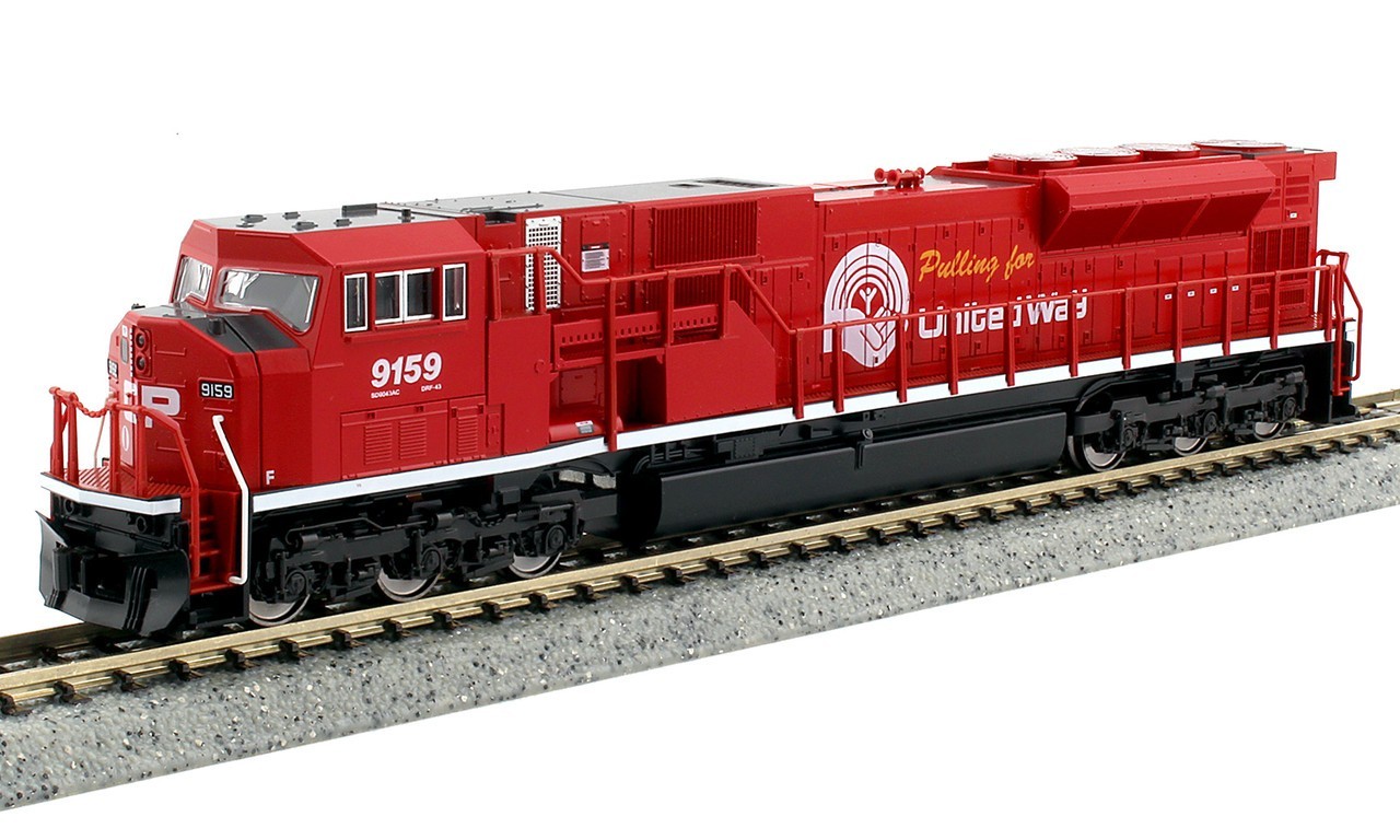 N EMD SD90/43MAC Locomotive, CP 9159 Pulling for United Way