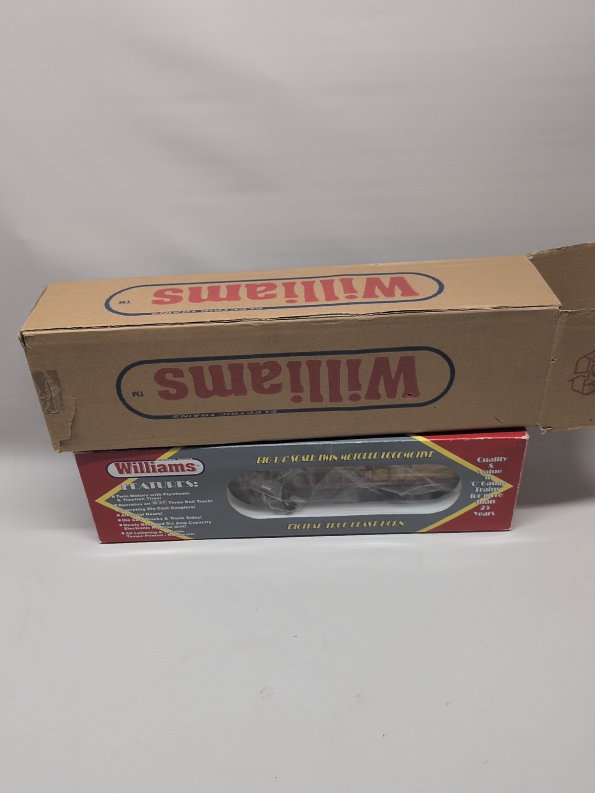WILLIAMS Uphert-7 UNION PACIFIC Building America SD-90 Locomotive 8309