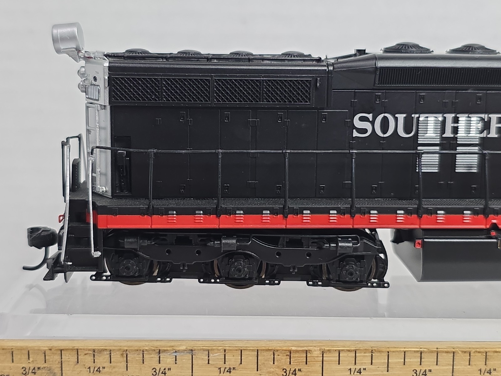 Walthers Proto HO Southern Pacific 5354 SD9 Diesel Loco DC Sound Runs Read Desc.
