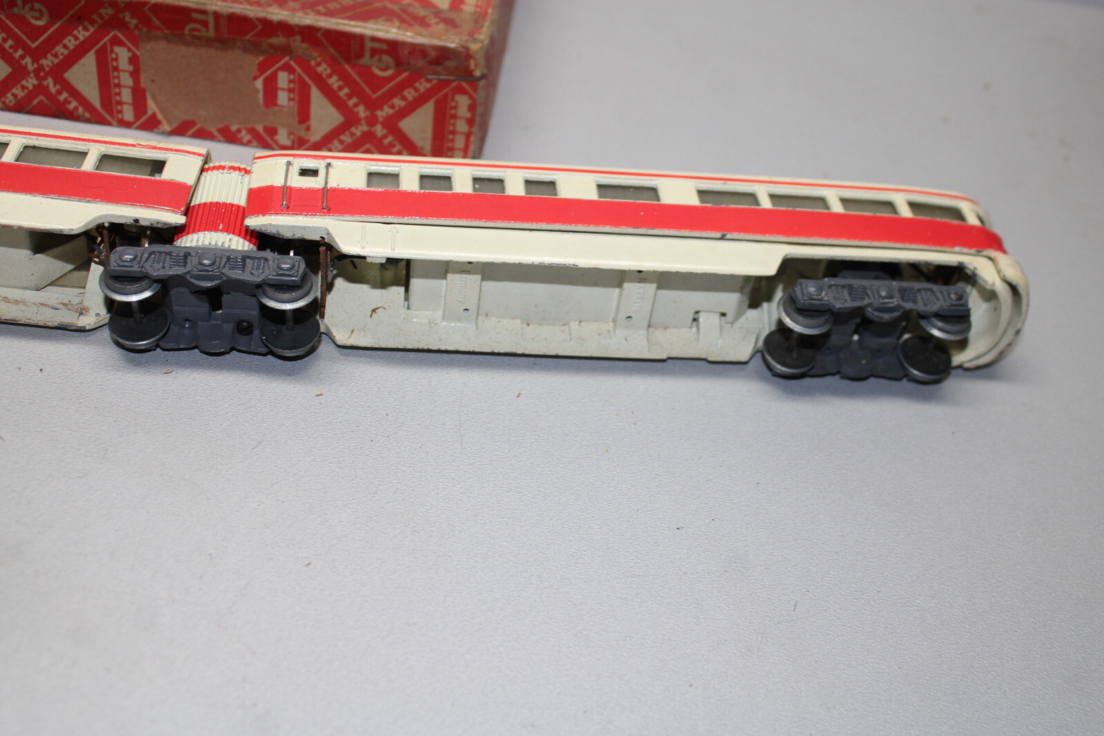 Märklin ST800 R Express Multiple Unit Train Gauge H0 Diamond Box