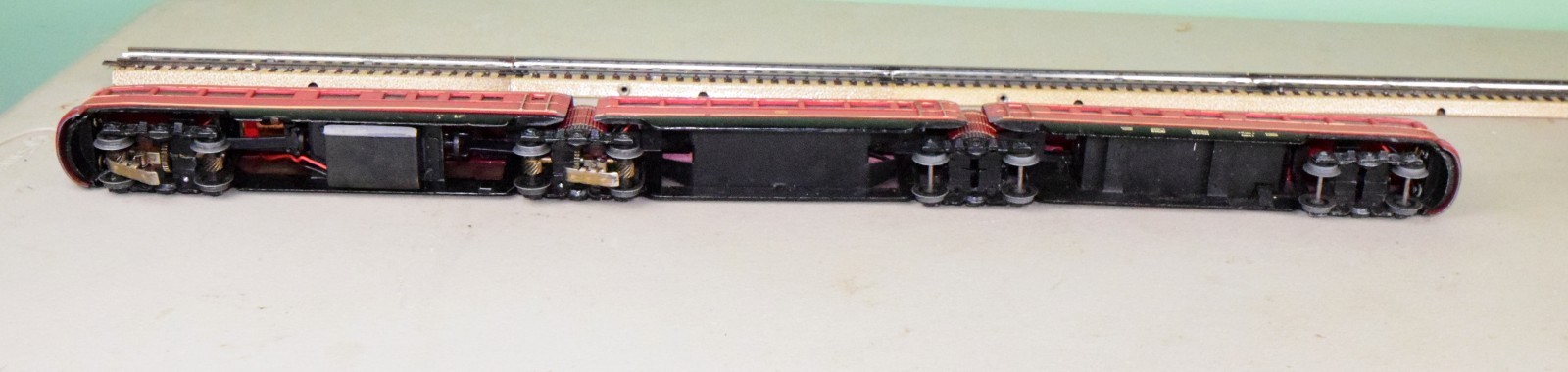 Scarce Marklin 3025 3-Unit Railcar. HO, Die Cast Metal, w/ OB