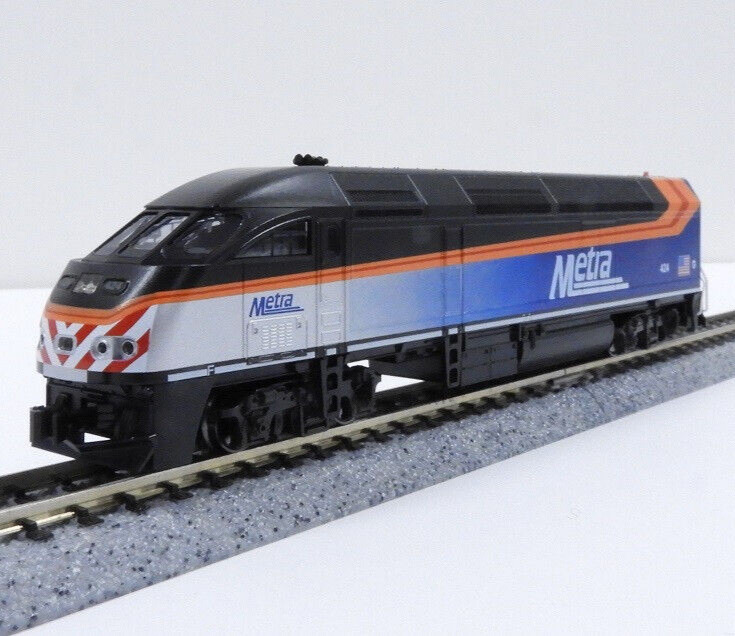Kato N Motive Power Industries MP36PH Chicago Metra METX #424 DC 176-6124DCC