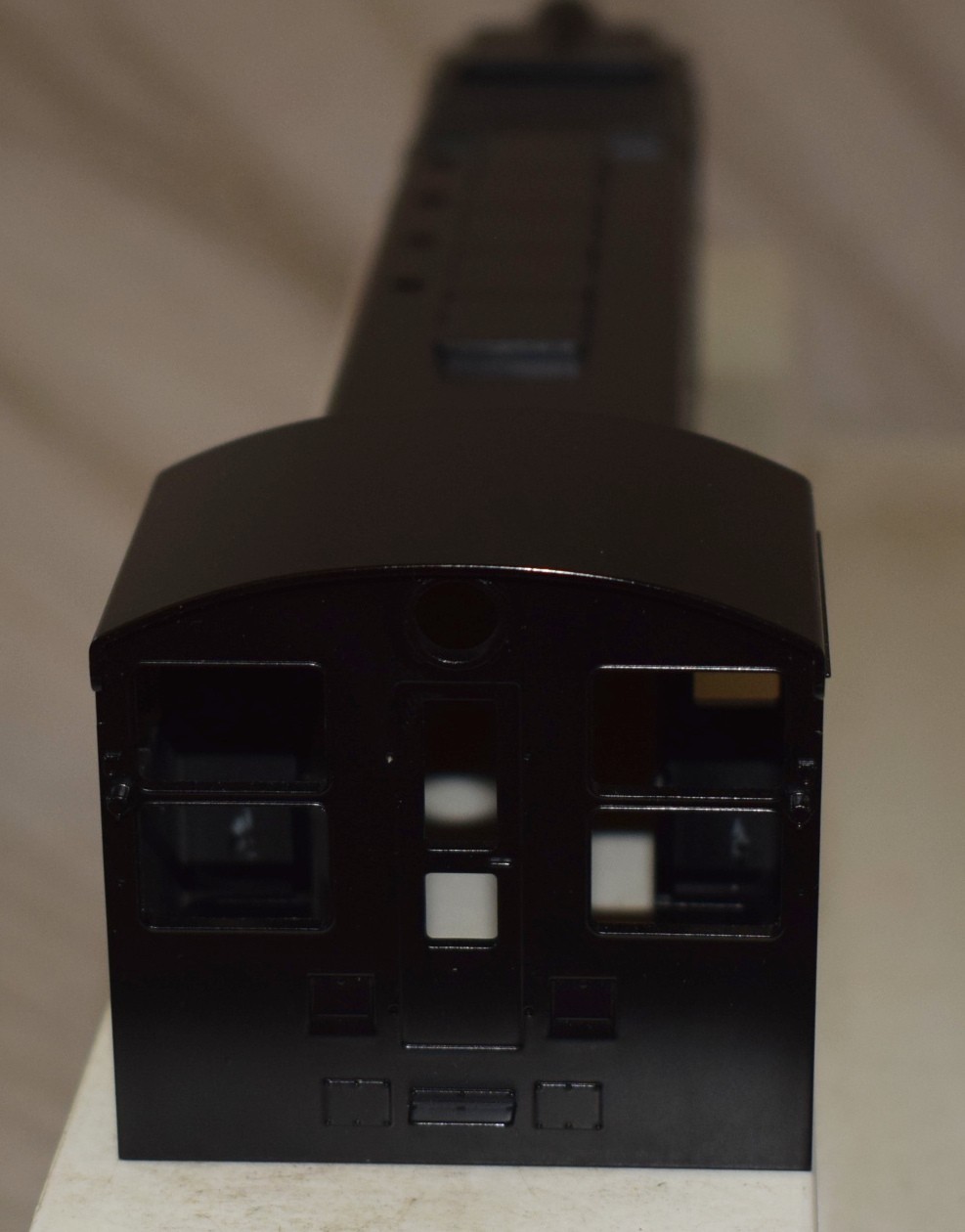 MTH VO-1000 Diesel Locomotive Shell New York Central NYC #9306 – O Gauge Sample