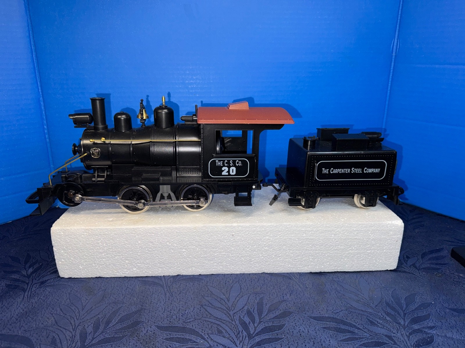 1999 HLW Hartland 0-4-0 Carpenter Commemorative G Gauge Locomotive w/Tender