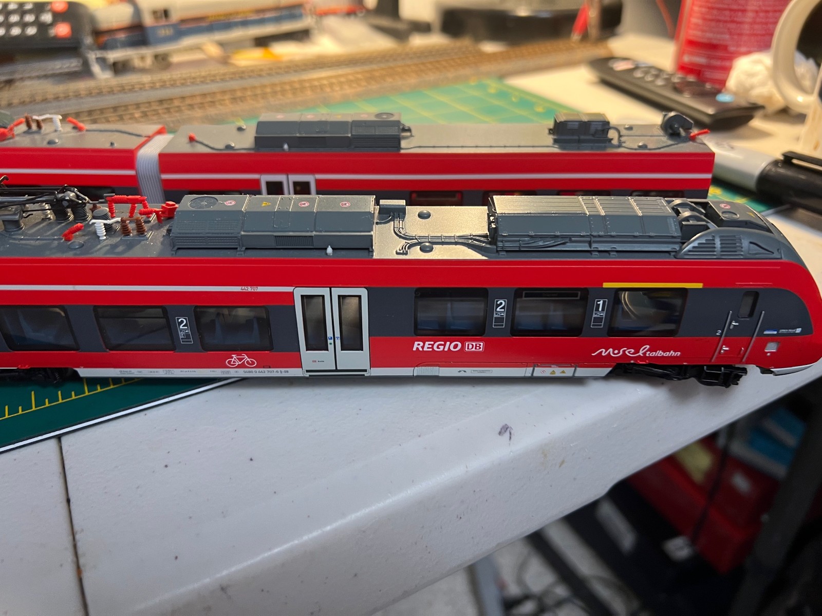 SET Piko 59500 HO Scale Piko electric railcar series 442, db, ag DC runs nicely.