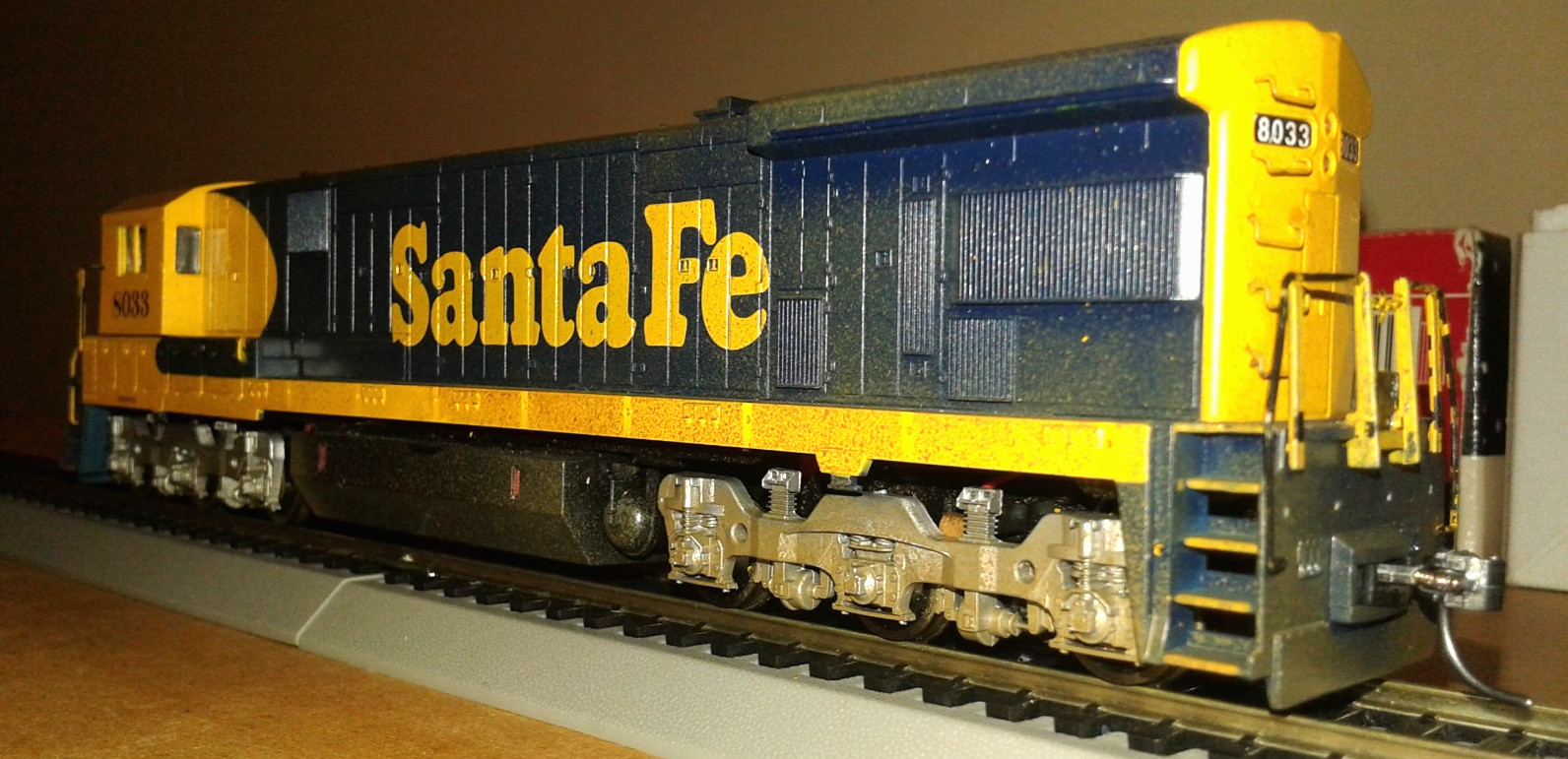 HO SCALE ATLAS GE C30-7 SANTA FE ATSF #8033 8603 DCC