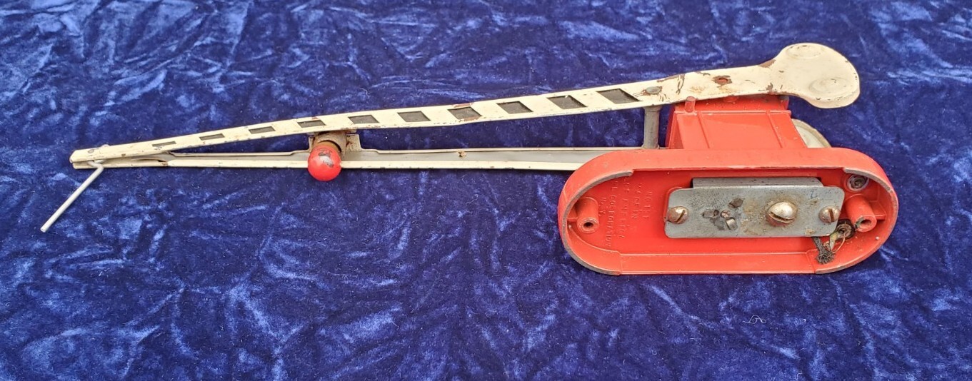 1940s Lionel 152 WHITE Crossing Warning Gate