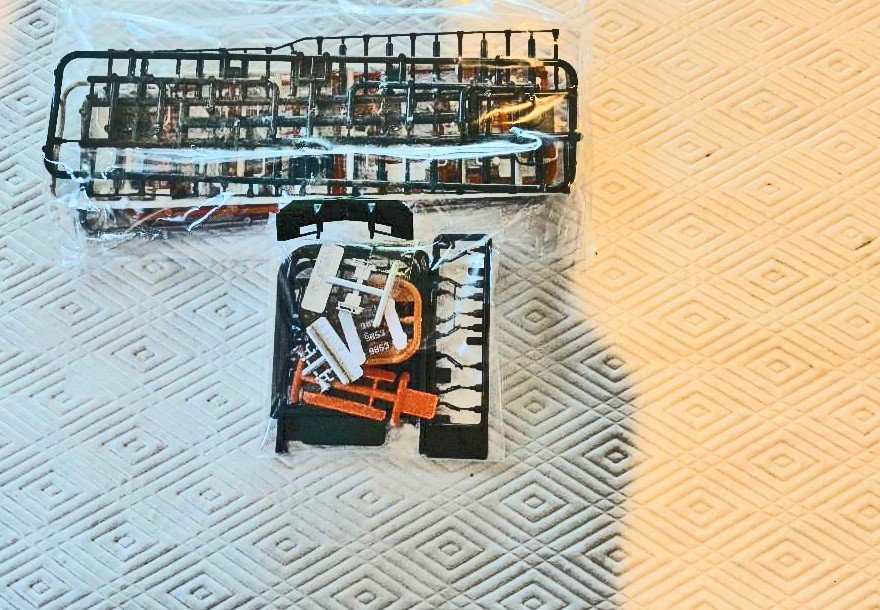 1 KATO HO SCALE #37-6404 EMD SD70 MAC CAB HEADLIGHT BNSF HERITAGE l l #9853 HO