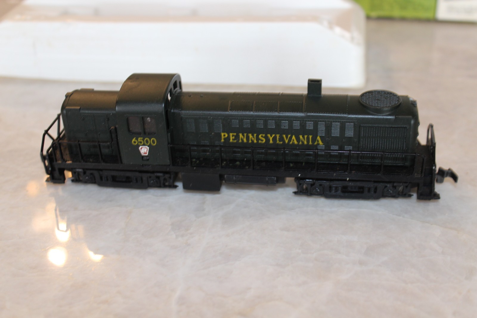 AHM 5131 HO PRR Alco RS-2 Diesel #6500 Pennsylvania WITH BOX 1974 Vintage