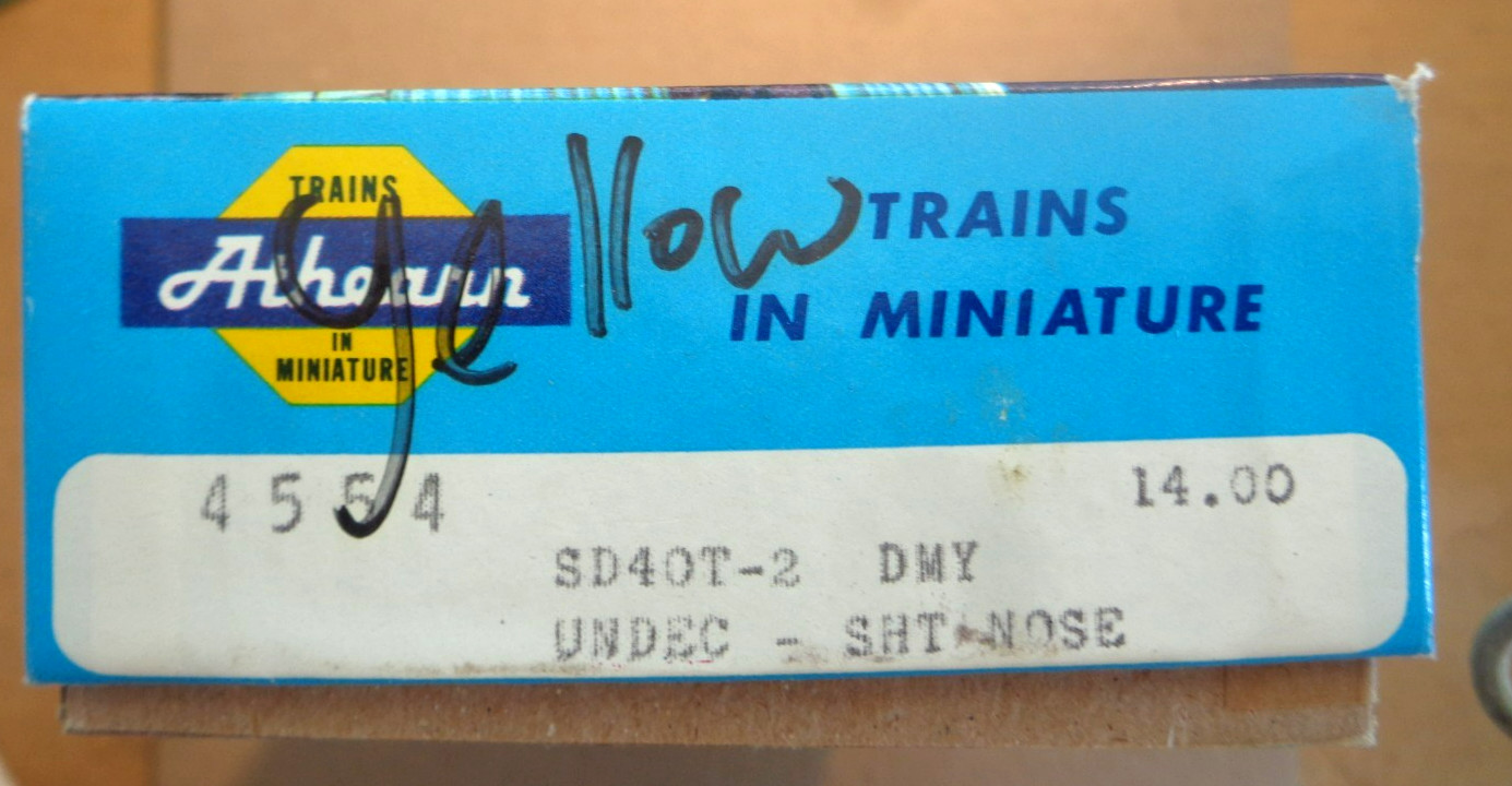 New In Box Athearn 4554 Undecorated SD40T-2 Short Nose Dummy Locomotive Yellow 2